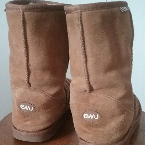 EMU Australia Suede and Sherling Lined Brown Boots - Picture 3 of 8